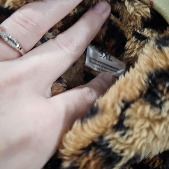 NEW Mommy & me matching vests - Picture 4 of 6